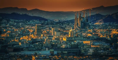 Нова година 2026 в хотел в центъра на Барселона, 5 нощувки с полет от София